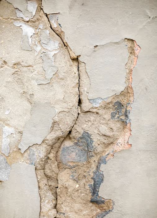 Basement Cracks Repair Contractor New York - Basement Wall Cracks Needing Repair